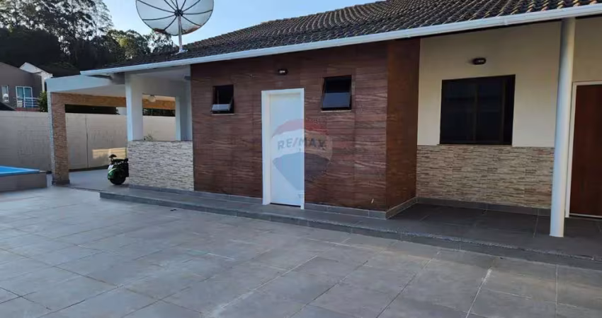 Casa 4 quartos, 2 suítes, espaço gourmet, piscina, condomínio fechado, novo horizonte, juiz de fora