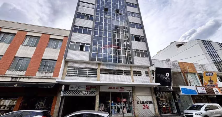 Oportunidade no são mateus! apartamento com 3 quartos sendo 1 suíte, elevador e vaga de garagem.
