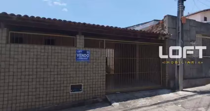 Casa com 3 quartos à venda na Rua A, Mangabeira, Feira de Santana