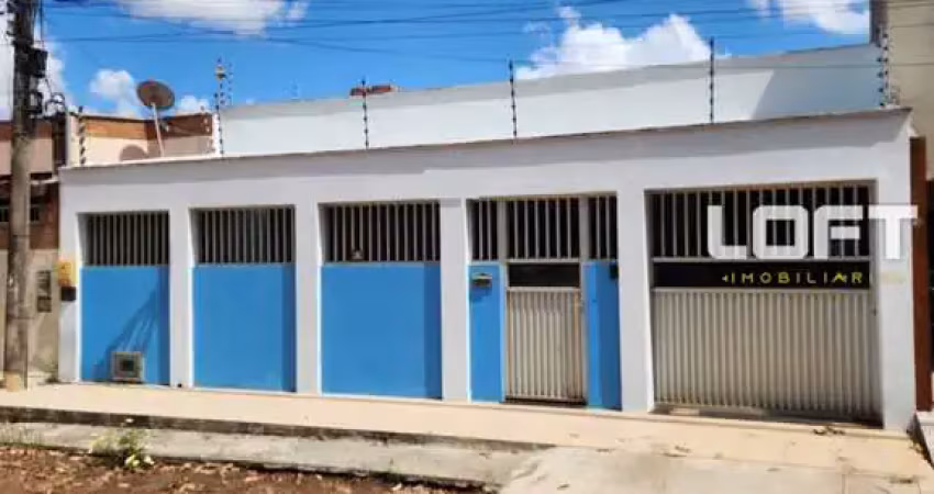 Casa com 3 quartos à venda na Avenida Francisco Fraga Maia, Cidade Nova, Feira de Santana