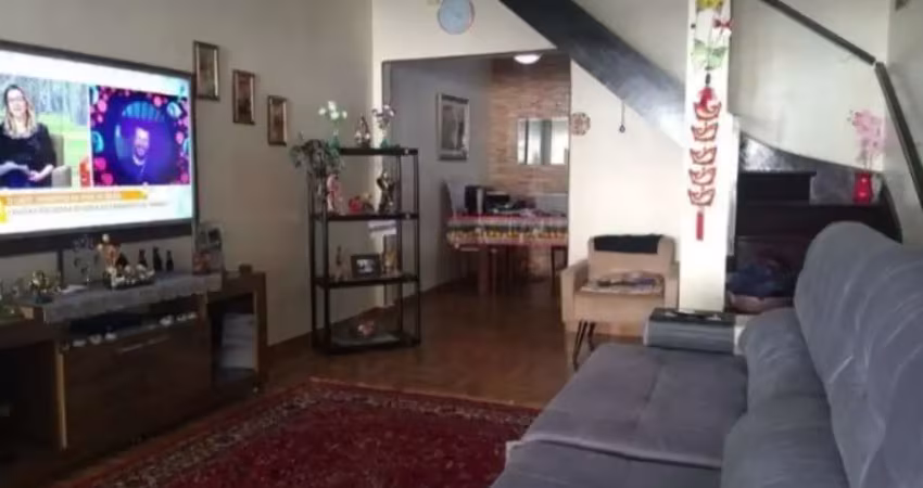 Sobrado à venda 150m² sendo 3 dormitórios, 2 banheiros com 1 suíte e 01 vaga   - vila leopoldina