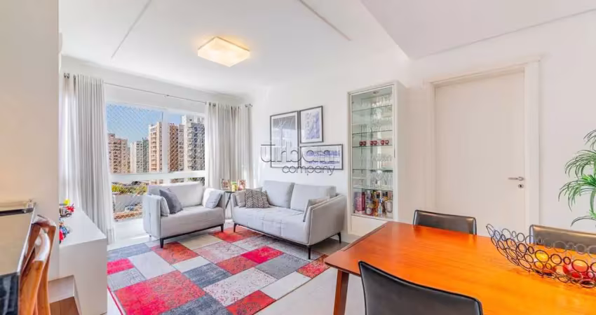 Apartamento com 3 quartos à venda na Rua Bezerra de Menezes, 623, Passo da Areia, Porto Alegre