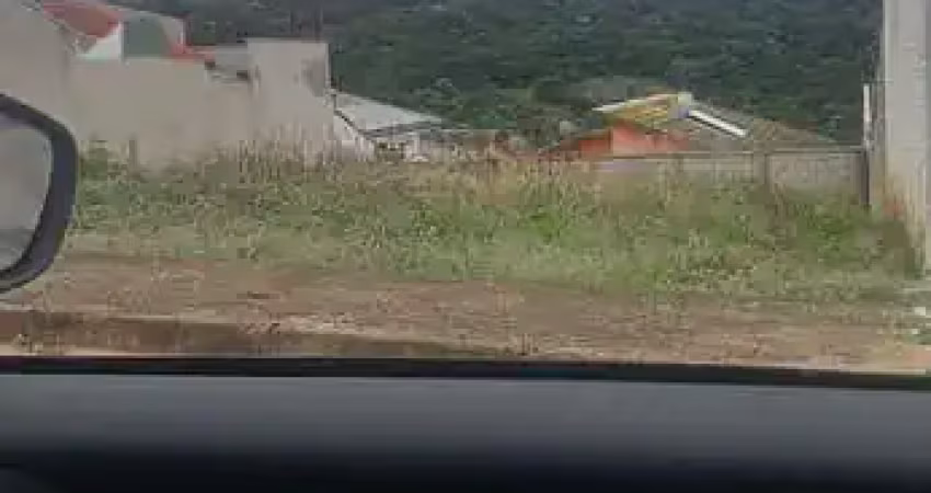 Terreno à venda no bairro colinas de santa bárbara - pouso alegre/mg