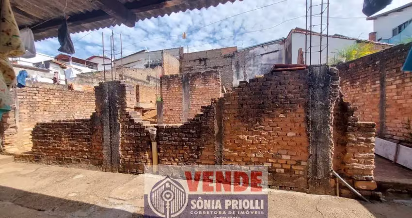 Casa com 2 quartos à venda no Centro, Pouso Alegre 