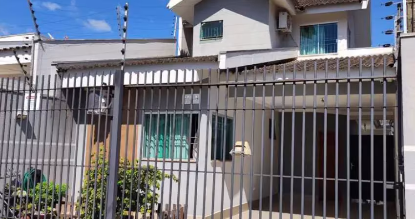 Casa com 3 quartos à venda na Rua Sol Nascente, Jardim Imperial, Maringá