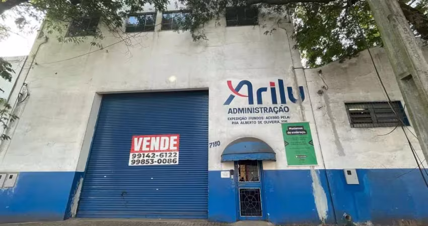 Oportunidade única: barracão comercial em localização privilegiada