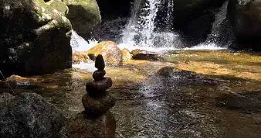 Um refúgio de luxo em meio à natureza, em quebra frascos, teresópolis