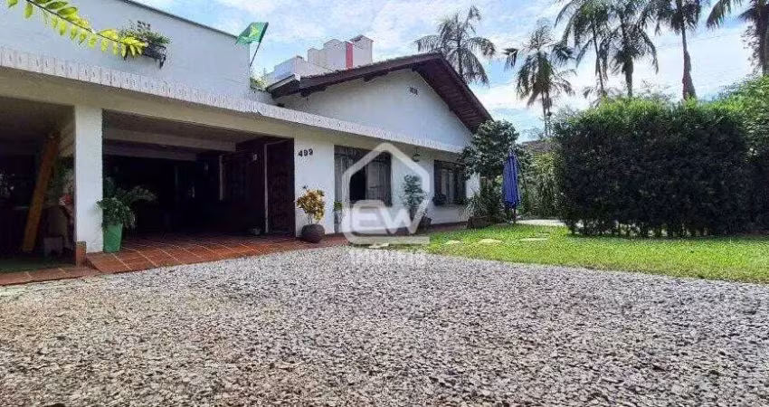 Casa com 5 quartos à venda na Rua Vinte e Cinco de Julho, 499, Vila Nova, Jaraguá do Sul