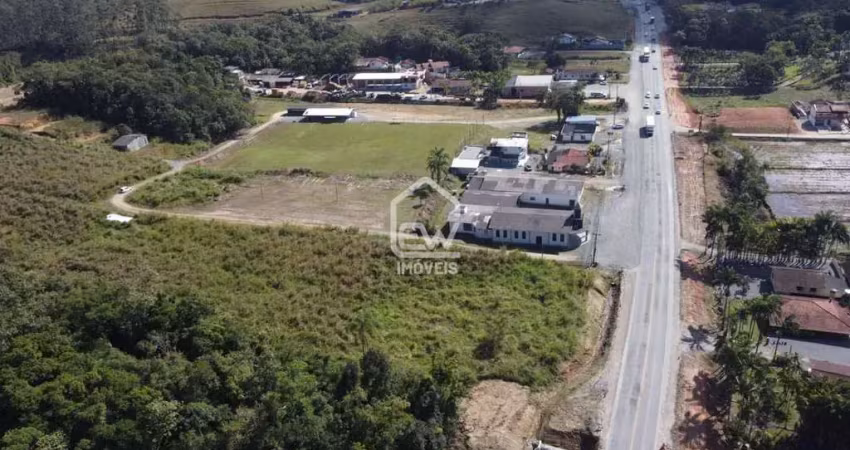 Terreno com frente para a sc - 108, área total de 42.372m² em guaramirim, sc
