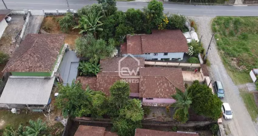 Terreno à venda na Rua Coelho Neto, 831, Parque Guarani, Joinville