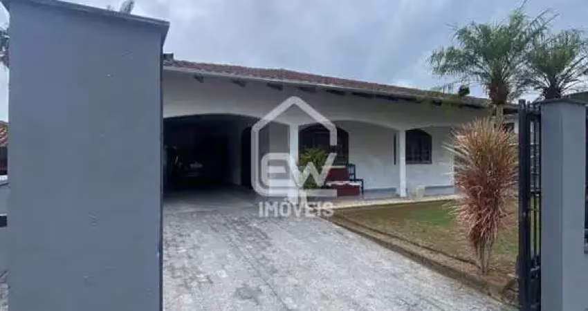 Casa com 3 quartos à venda na Rua, 350, Centro, Massaranduba