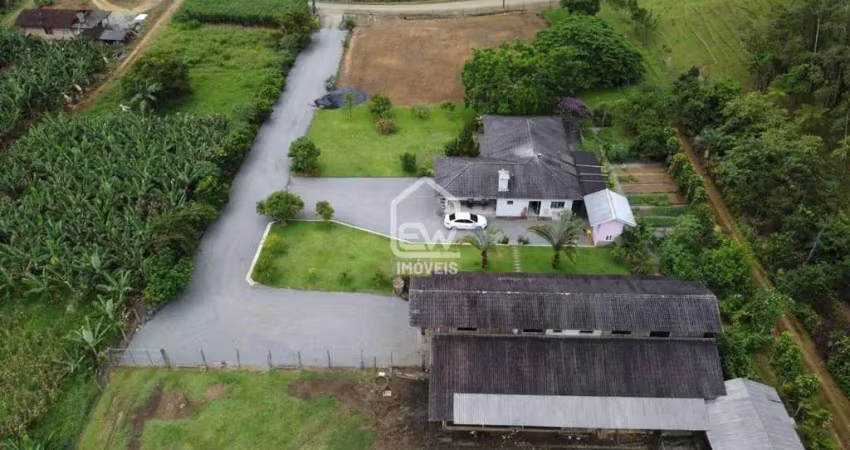 Chácara com área total de 37.690m² em schroeder, sc