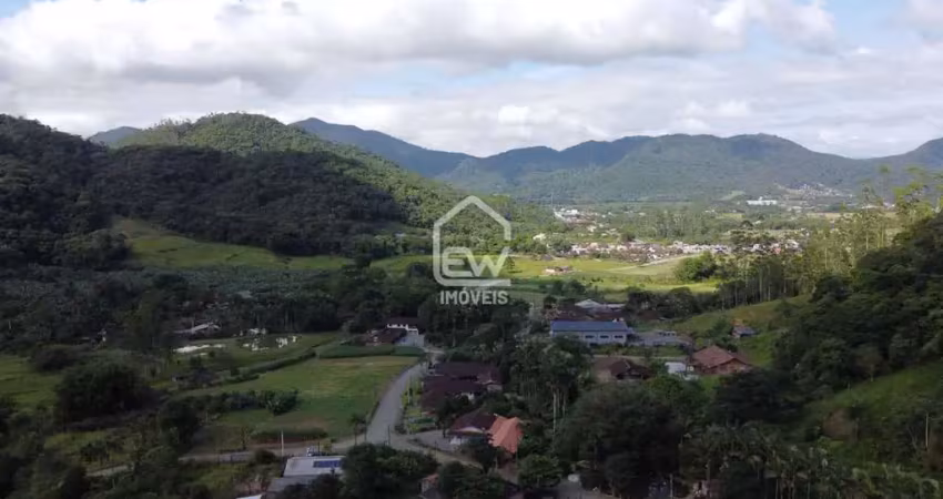 Chácara com área total de 52.671m² em schroeder, sc