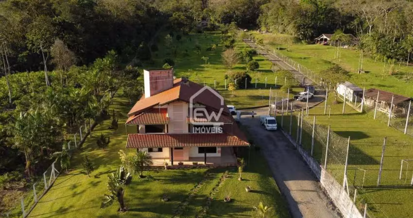 Chácara com área total de 40.000m² em schroeder, sc