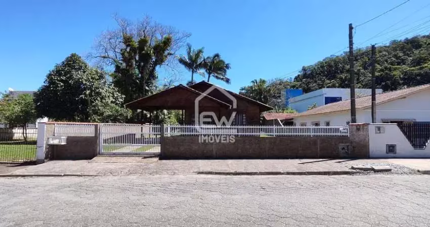 Casa com 2 quartos à venda na Rua, 0078, Centro, Guaramirim