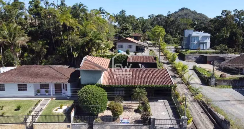 Casa com 3 quartos à venda na Rua, 0511, Centro, Massaranduba