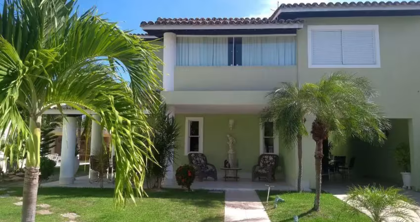 Casa ampla em vilas do atlântico – 4 quartos, suítes, varandas e área verde com pomar