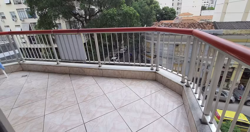 Amplo   sala  e quarto  com varanda  cozinha  ampla  play s.festas  garagem