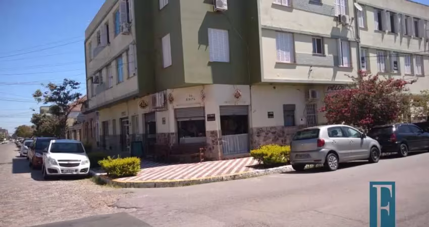Apartamento com 2 quartos para alugar no Centro, Pelotas 