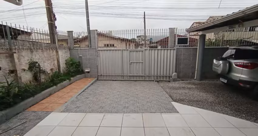 Casa para venda em camboriú, lidia duarte, 3 dormitórios, 1 suíte, 2 banheiros, 4 vagas