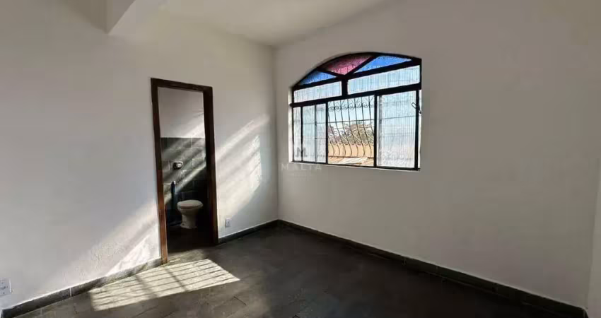 Apartamento com 2 suítes para alugar no bairro califórnia –55m²