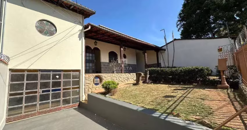 Casa para locação no bairro palmeiras – conforto, localização e independência!