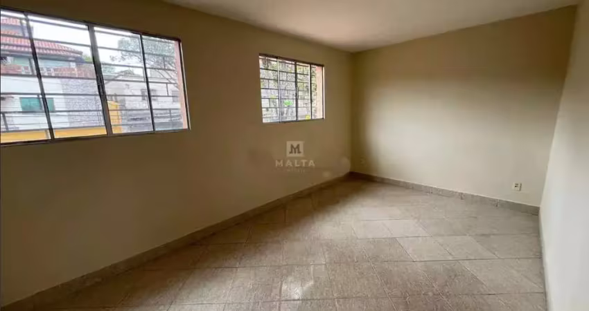 Casa com 3 quartos para alugar na Betânia, Belo Horizonte 