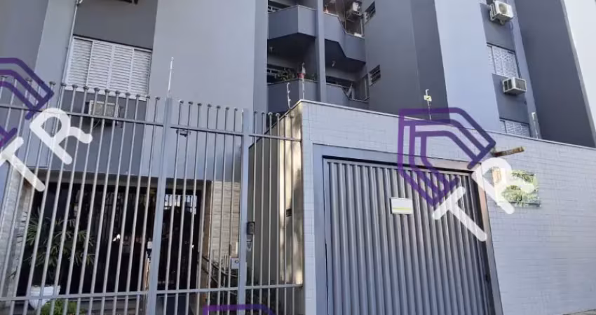 Apartamento na zona 7, próximo a uem, com três quartos e vaga coberta