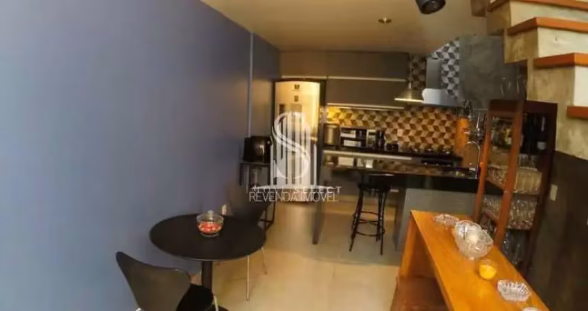Casa assobradada em campo belo com 350m2 6 suítes 12 banheiros 8 vagas de garagem. casa assobradada