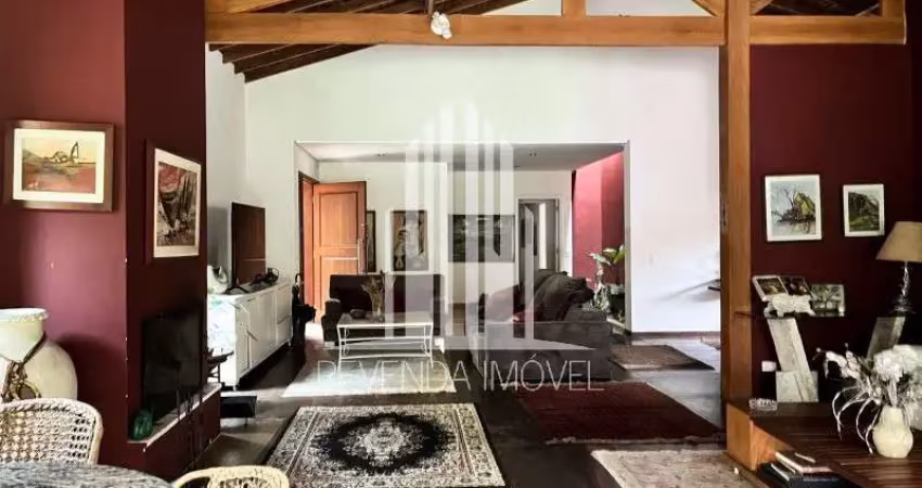 Casa de luxo à venda no campo belo, são paulo-sp: 4 quartos, 3 suítes, 4 banheiros, 4 vagas, 980m² de área.