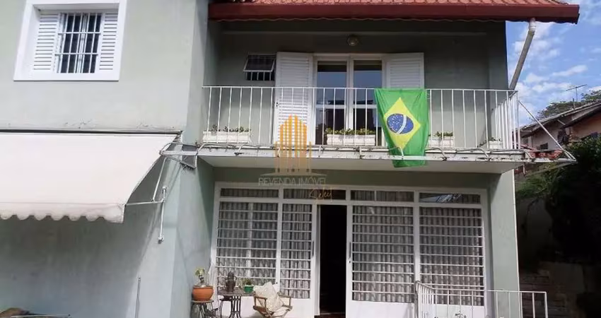 Sobrado de 465m² com 4 dormitorios, 2 suites, 3 vagas e edicula em campo belo.  sobrado de 465m² com