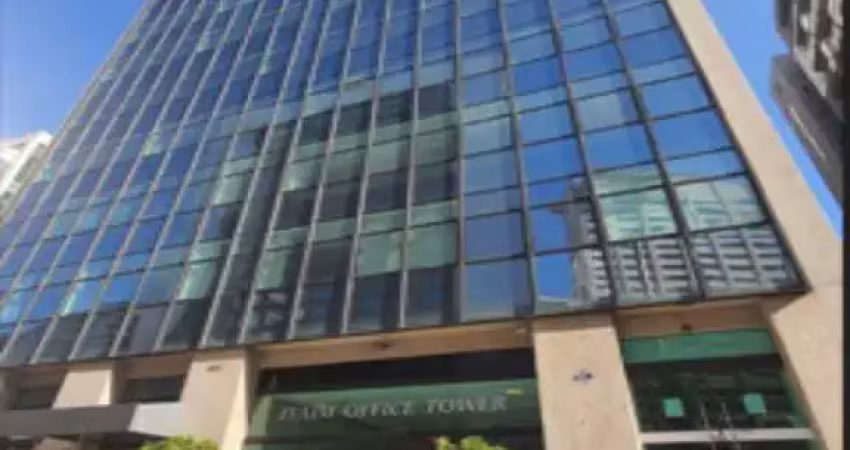 Sala comercial para locação de 418,93m², com 6 vagas.