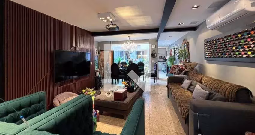 Casa com 3 quartos à venda na Travessa Doutor Ezequiel Antunes de Oliveira, 107, Vila Olímpia, São Paulo