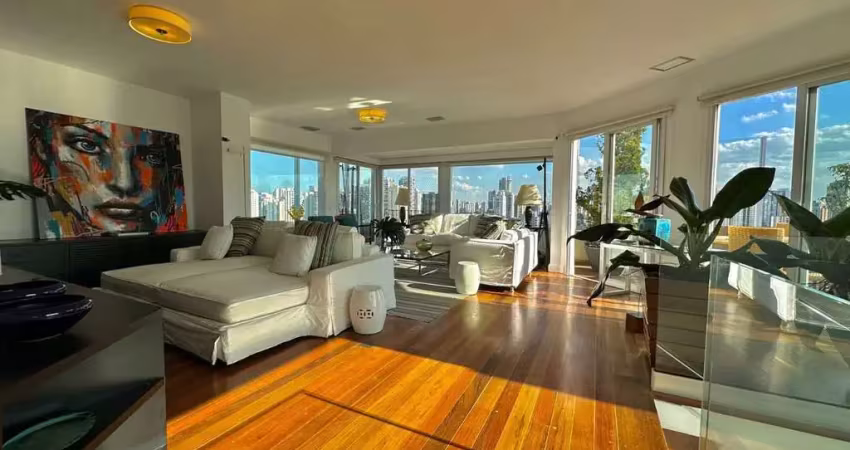 Cobertura de luxo à venda 420m² sendo 4 dormitórios, 4 suítes 6 banheiros e 6 vagas brooklin