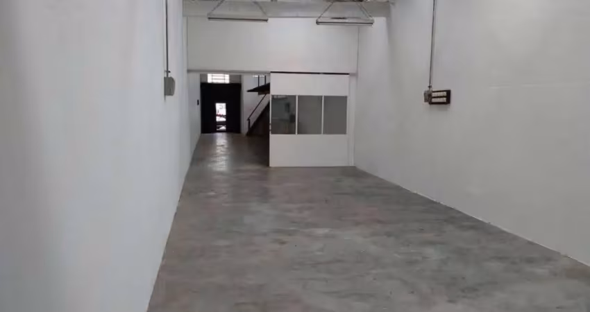Galpão comercial na chácara santo antônio com 200m²