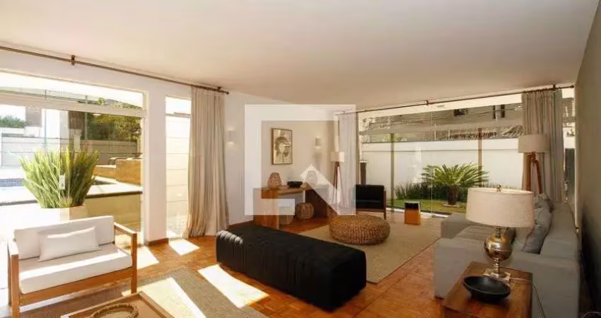 Casa com 4 quartos à venda na Praça Nicolau de Morais Barros Filho, 37, Vila Madalena, São Paulo