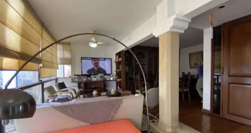 Apartamento no morumbi de 650m² com 4 dormitórios, 2 suítes, 6 banheiros e 5 vagas.