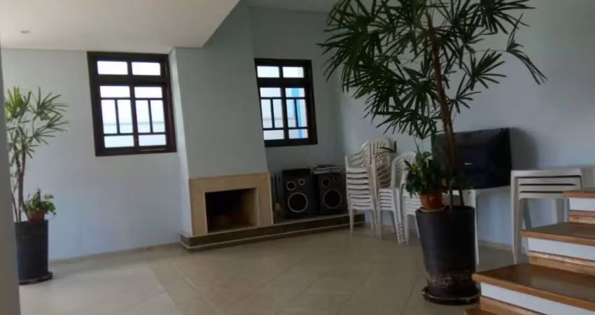 Sobrado à venda  no city américa com 300m²  3 dormitórios 2 suítes 5 banheiros 2 vagas