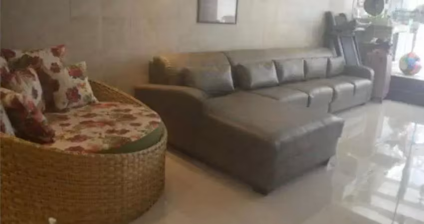 Sobrado à venda na vila sônia com 250m² 4 dormitórios 3 suítes 5 banheiros 3 vagas