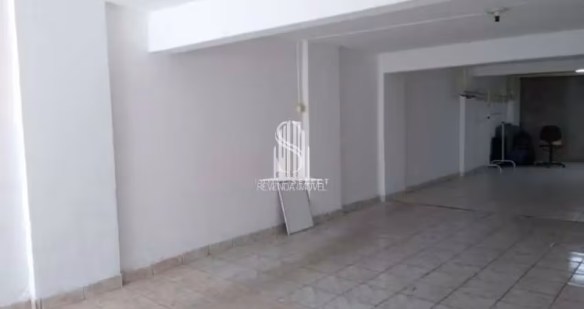 Comercio  de  rua 114m 2  de  loja  com  banheiros  estacionamento  na loja   bairro  da  liberdade