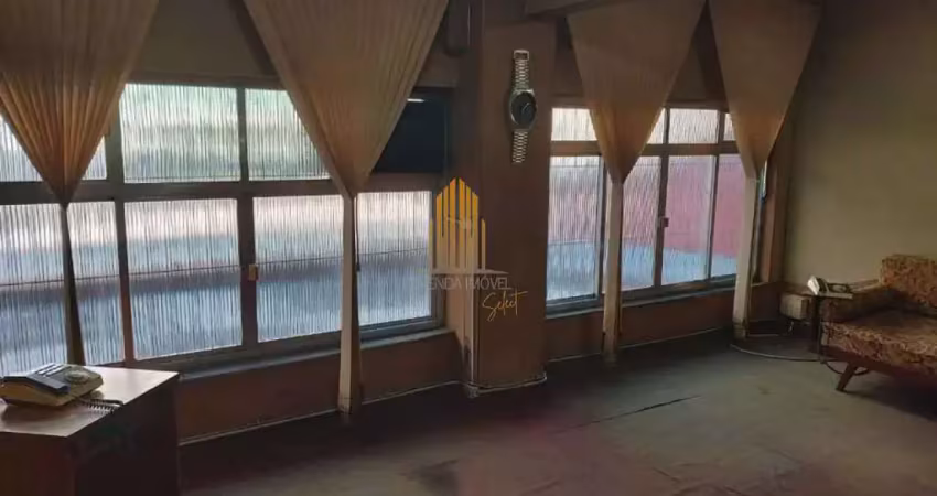 Loja comercial à venda de 510m² com 8 salas 2 salões 3 banheiros e 4 vagas de garagem na bela vista