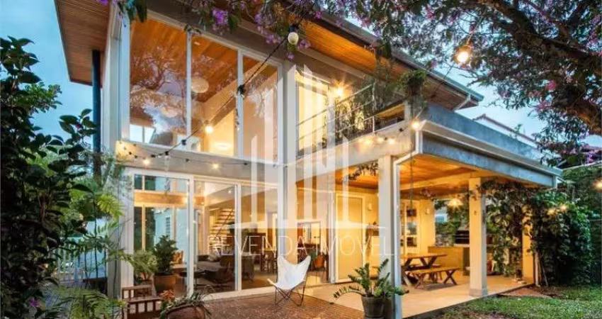 Casa alto padrão no butantã de 4 quartos com 4 vagas - 490m² à venda.
