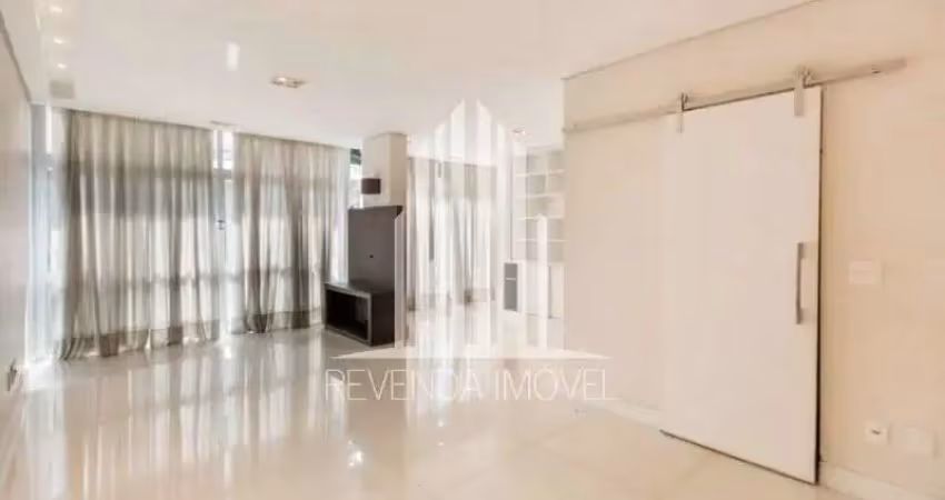 Apartamento a venda 130m² sendo 3 dormitórios, 03 banheiros ( 1 suíte ) 1 vaga itaim bibi