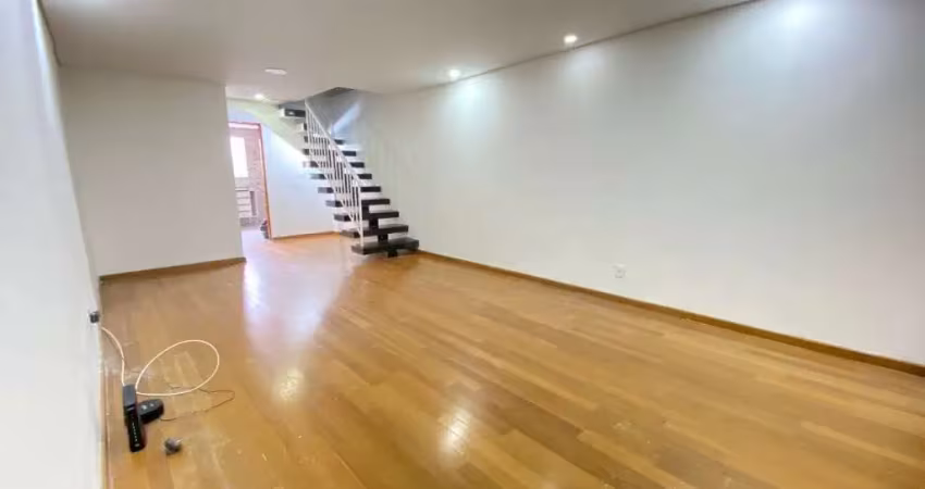 Casa com 4 quartos à venda na Rua Maestro Artur Elias Kauffmann, 063, Vila Regente Feijó, São Paulo