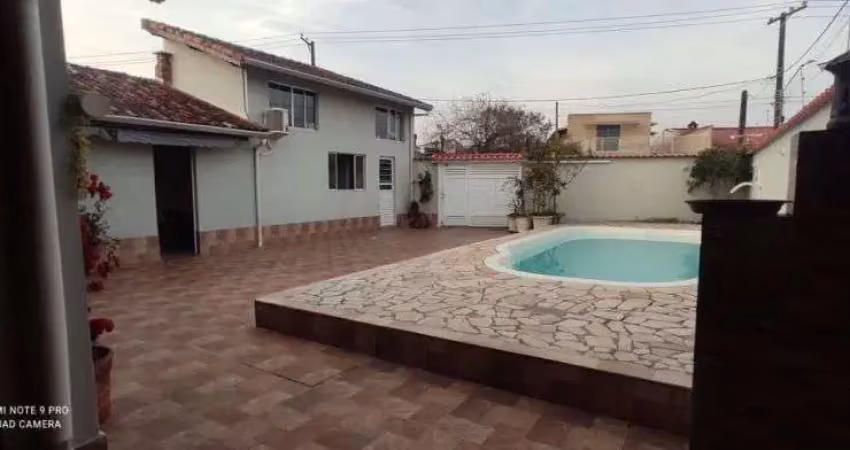 Casa para venda em itanhaém, jardim suarão, 5 dormitórios, 2 banheiros, 5 vagas