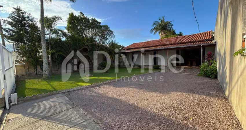Casa com 2 quartos à venda na Vila Esperança, Tubarão 