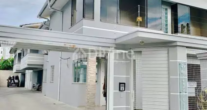 Casa com 3 quartos à venda no Centro, Tubarão 