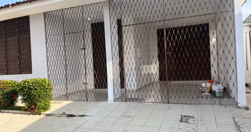 Casa à venda no Estados, João Pessoa 