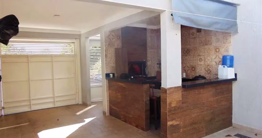 Casa com 2 quartos à venda no Centro, Birigui 