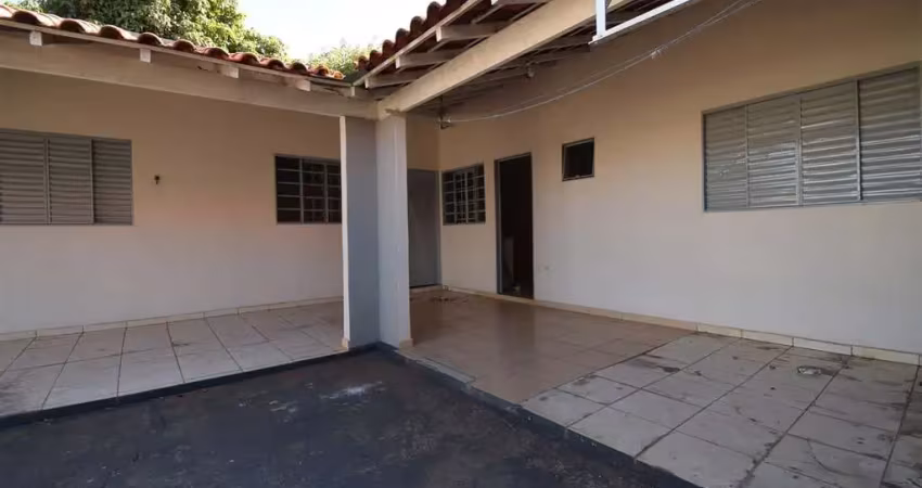 Casa com 2 quartos à venda no Centro, Birigui 